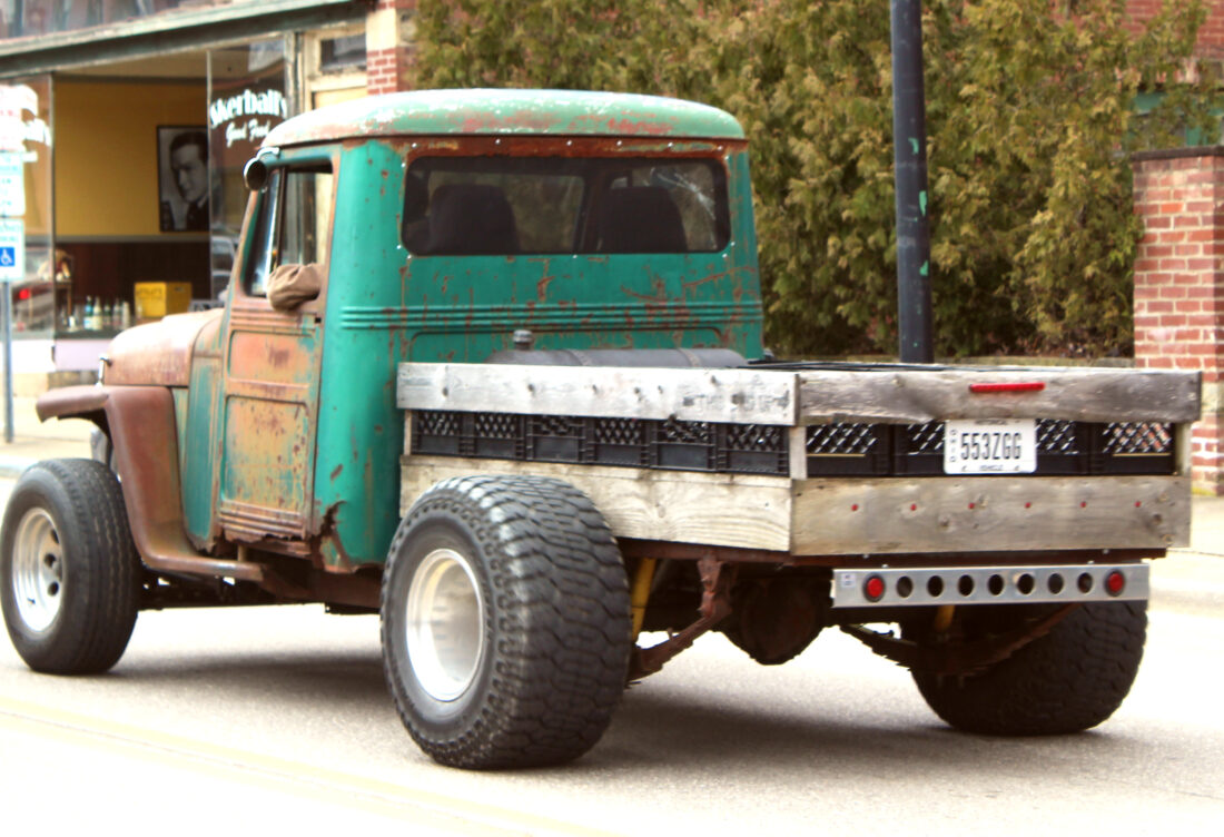 Jeeps ‘invade’ East Palestine News, Sports, Jobs Morning Journal